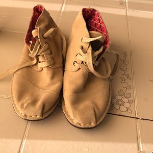 Women’s high top Toms